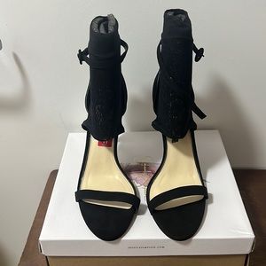 Jessica Simpson Black Floral Lace Ankle Sock Sandal. NWT, Size 11